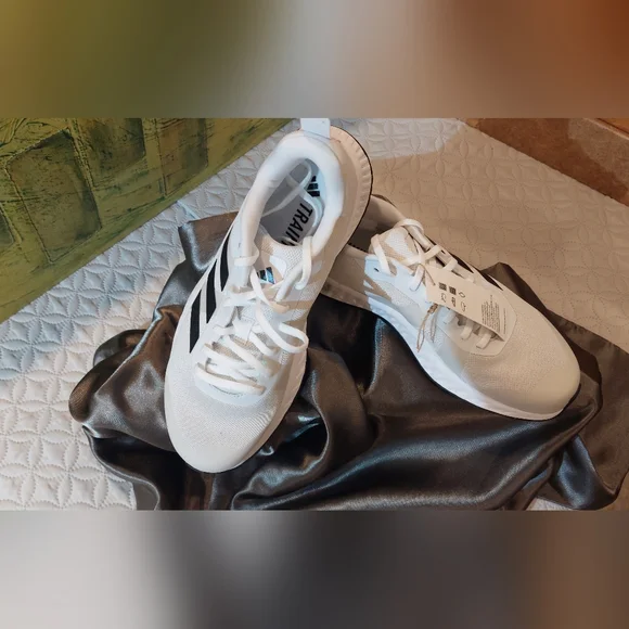 Adidas Men's White and Black Running Shoes - Picture 4 of 6